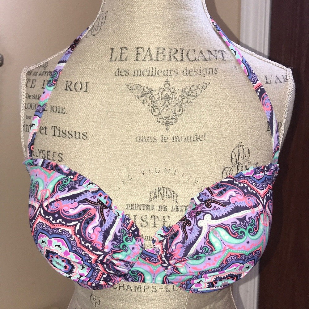 VS SWIM bikini top EUC like new
